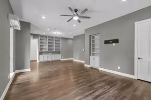 901 Longmire Rd, Conroe, TX 77304 - Photo 30