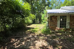 9739 Lake View Dr, Houston, TX 77365 - Photo 4