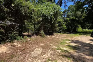 9739 Lake View Dr, Houston, TX 77365 - Photo 22