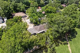 11 Hardy Hollow Dr, New Waverly, TX 77358 - Photo 38