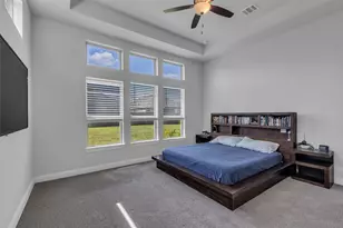 423 Round Top St, Webster, TX 77598 - Photo 22