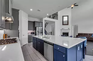 423 Round Top St, Webster, TX 77598 - Photo 16