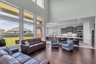 423 Round Top St, Webster, TX 77598 - Photo 14