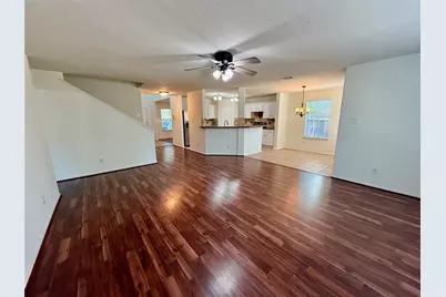 147 N Vesper Bend Circle, The Woodlands, TX 77382 - Photo 10