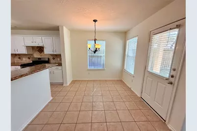 147 N Vesper Bend Circle, The Woodlands, TX 77382 - Photo 12