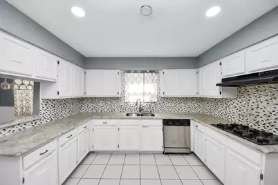 9607 Crail Drive, Spring, TX 77379 - Photo 20
