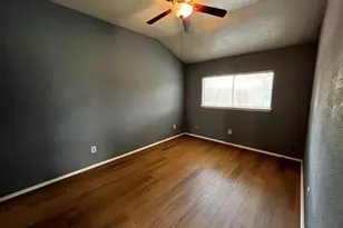 11013 Crenchrus Ct, Houston, TX 77086 - Photo 6