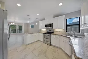 710 W Rollingwood, Pinehurst, TX 77362 - Photo 10