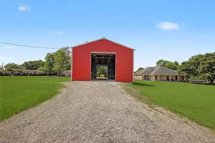 16558 Green Meadow Loop, Willis, TX 77318 - Photo 34