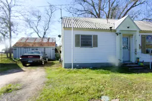 308 E East South St, Weimar, TX 78962 - Photo 10