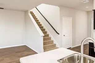 15422 Massey Forest Rd, Conroe, TX 77357 - Photo 4