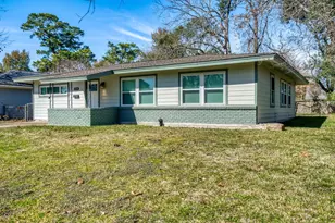 5014 Viking Dr, Houston, TX 77092 - Photo 2