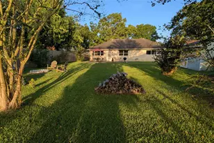 4413 N Heron Dr, Seabrook, TX 77586 - Photo 2