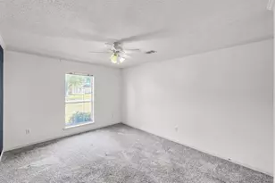 3910 Cypress Point Dr, Beaumont, TX 77707 - Photo 40