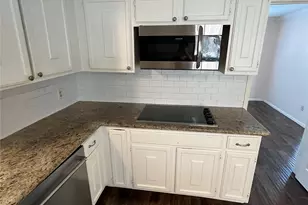 25423 Fairbrook Ln, Spring, TX 77373 - Photo 8