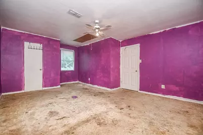 5942 Pershing Street, Houston, TX 77033 - Photo 16