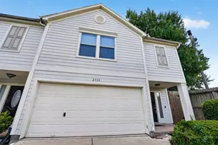 2735 Woodridge Manor Dr, Houston, TX 77087 - Photo 2