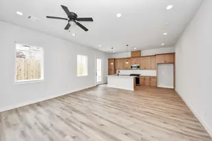 6507 Old Olive Tree Dr, Houston, TX 77091 - Photo 14