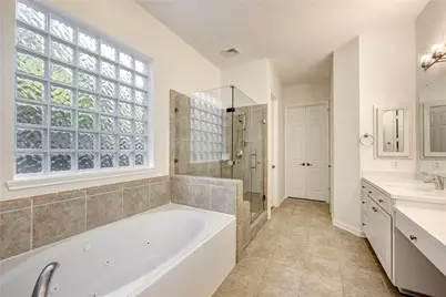 6206 Chestnut Peak Court, Kingwood, TX 77345 - Photo 16