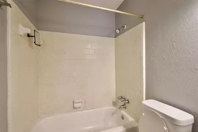 10810 Parkland Woods, Sugar Land, TX 77498 - Photo 12