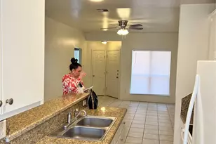 717 N Marshall Ln, Franklin, TX 77856 - Photo 6