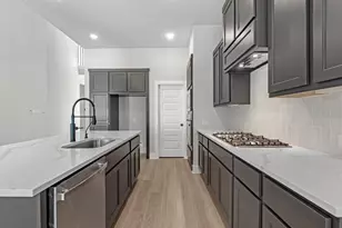 7066 N Lake Clopton Dr, Montgomery, TX 77316 - Photo 4