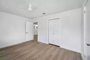 7210 Lumber Jack Dr, Houston, TX 77040 - Photo 20