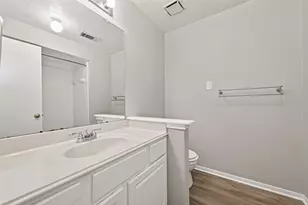 17123 Pecan Acres Dr, Sugar Land, TX 77498 - Photo 14