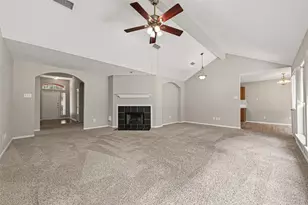 17123 Pecan Acres Dr, Sugar Land, TX 77498 - Photo 4