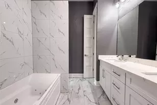 4704 Ward St, Houston, TX 77021 - Photo 12