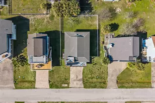 13810 San Domingo Dr, Galveston, TX 77554 - Photo 46