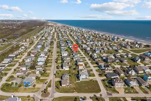 13810 San Domingo Dr, Galveston, TX 77554 - Photo 50