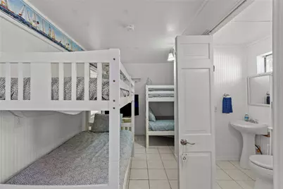 13810 San Domingo Drive, Galveston, TX 77554 - Photo 28