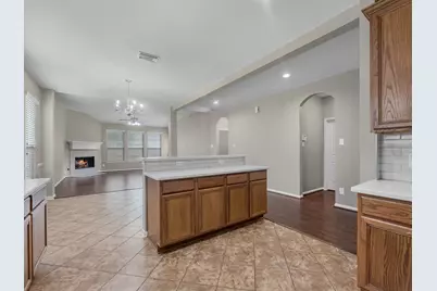 15826 Shoreline Terrace Drive, Houston, TX 77044 - Photo 12