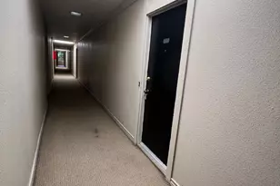 4631 Wild Indigo St, Houston, TX 77027 - Photo 4