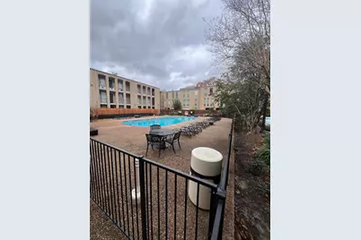 4631 Wild Indigo Street #572, Houston, TX 77027 - Photo 2