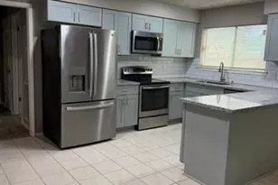 1923 Delphi Ln, Houston, TX 77067 - Photo 4