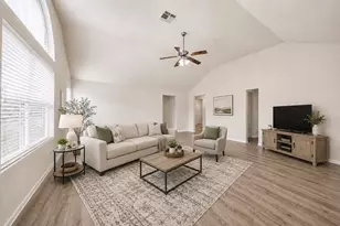 14415 Tabitha Ct, Houston, TX 77090 - Photo 4