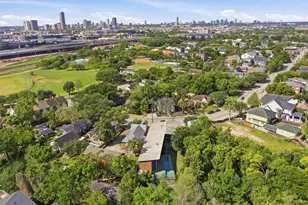 2424 White Oak Dr, Houston, TX 77009 - Photo 46