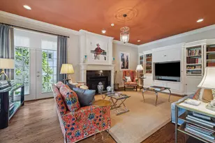 2902 West Ln Dr, Houston, TX 77027 - Photo 2