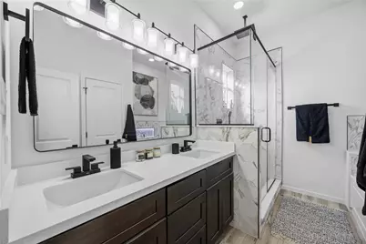 902 Ringold Street #A/B, Houston, TX 77088 - Photo 22