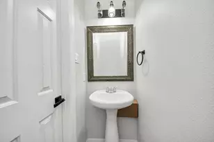 2415 San Conero Dr, Pearland, TX 77581 - Photo 8