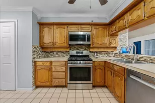 4010 N Morning Glory Dr, Santa Fe, TX 77517 - Photo 14