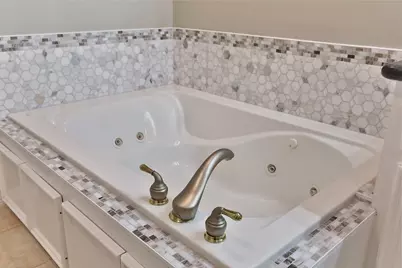 826 E 29th Street, Houston, TX 77009 - Photo 18