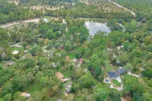 21128 Huckleberry Ln, Montgomery, TX 77316 - Photo 2