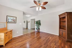 4004 S Dogwood St, Pearland, TX 77584 - Photo 8