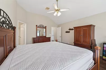 4004 S Dogwood  Street, Pearland, TX 77584 - Photo 28