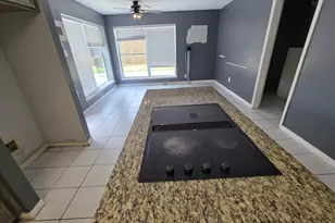2106 Cherry Hills Dr, League City, TX 77573 - Photo 6
