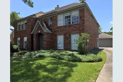 2106 Cherry Hills Drive, League City, TX 77573 - Photo 2