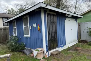 2003 Alta Vista St, Houston, TX 77023 - Photo 40